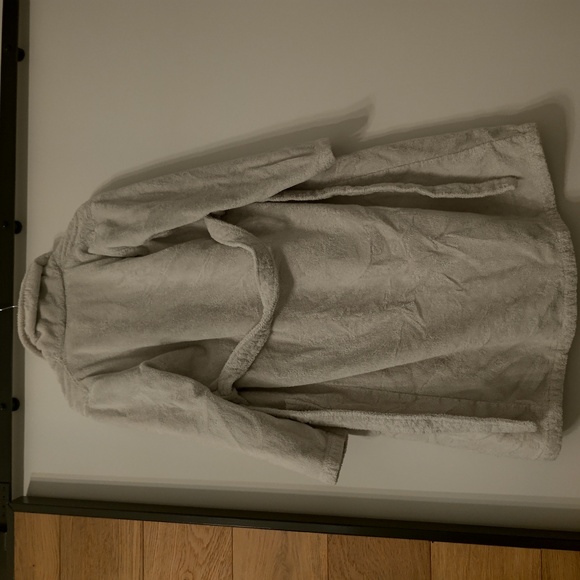 Parachute Bathrobe - Picture 2 of 2